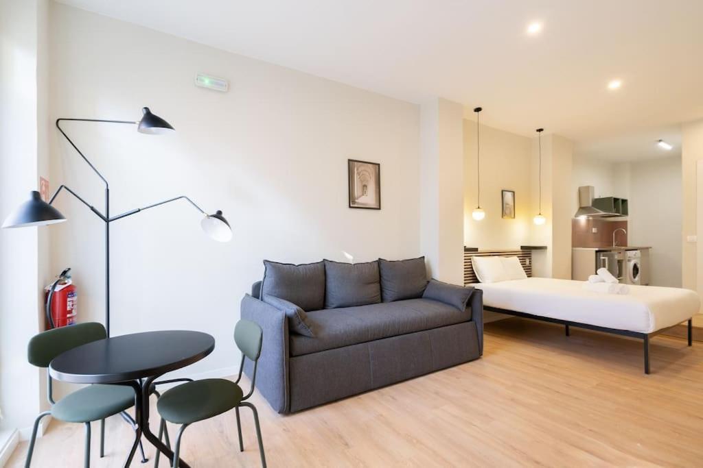 Ideal Flat For 2 Pax -F Fpo1 马德里 外观 照片